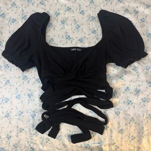 SHEIN Black Tie-Wrap Puff Sleeve Crop Top